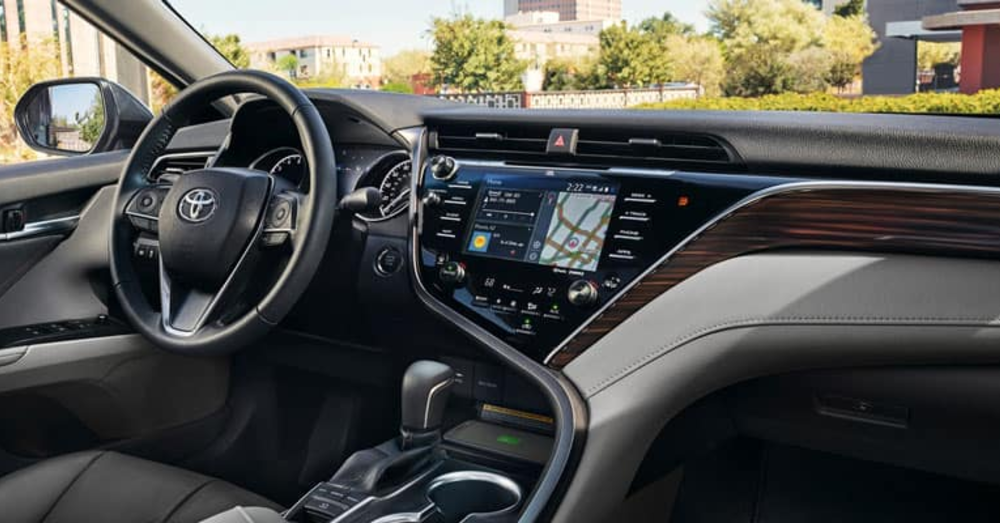 2019-Toyota-Camry-Interior - Dealer's Journal